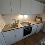 Whirl Cabin, 5 Min Walk From Bridge Semesterbostad