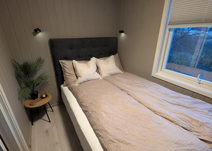 Whirl Cabin, 5 Min Walk From Bridge *